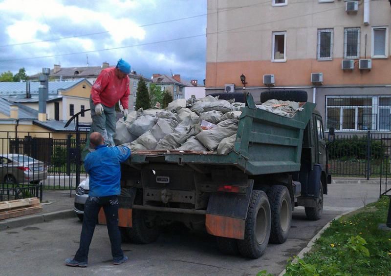 Вывоз мусора из новостройки в Советской Гавани – ПроМусор, контейнеры, уборка и грузчики от 2182 руб