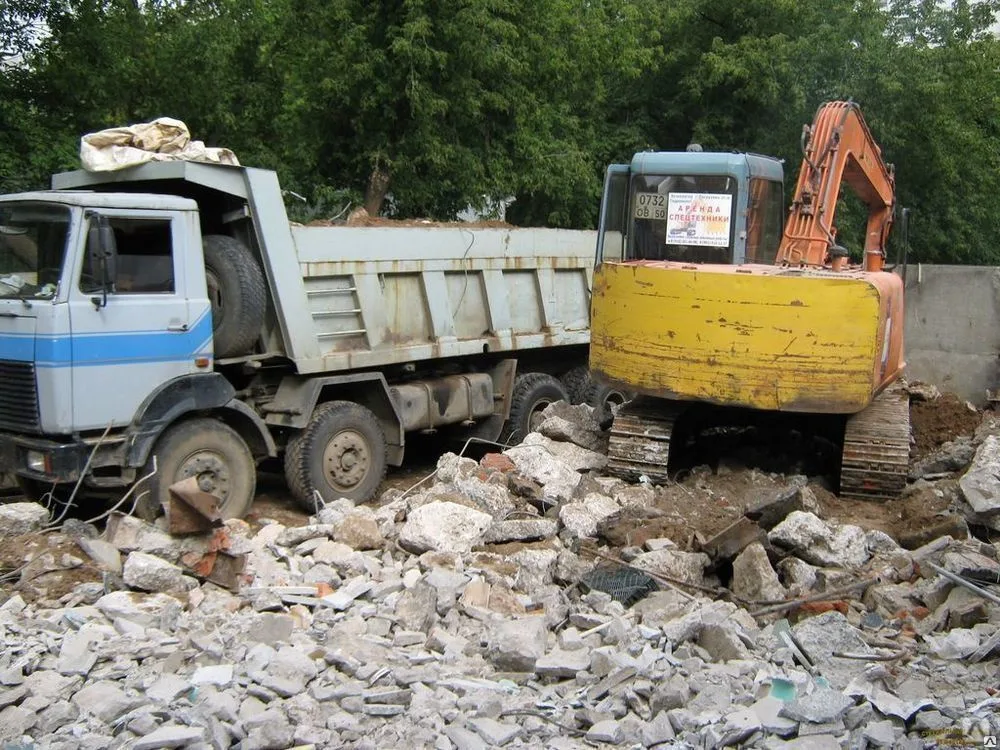 Вывоз бетонного боя и утилизация в Советской Гавани в октябре