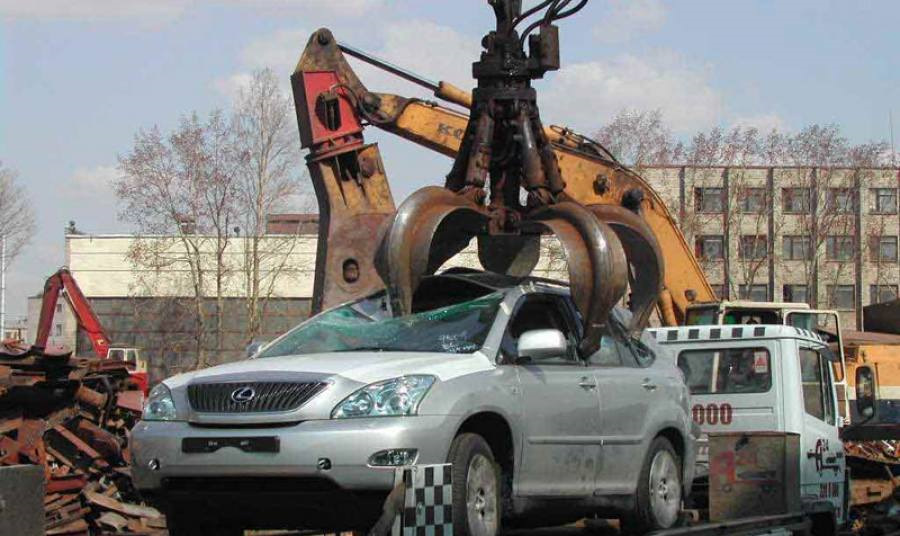 Вывоз старых автомобилей на утилизацию в Советской Гавани в октябре