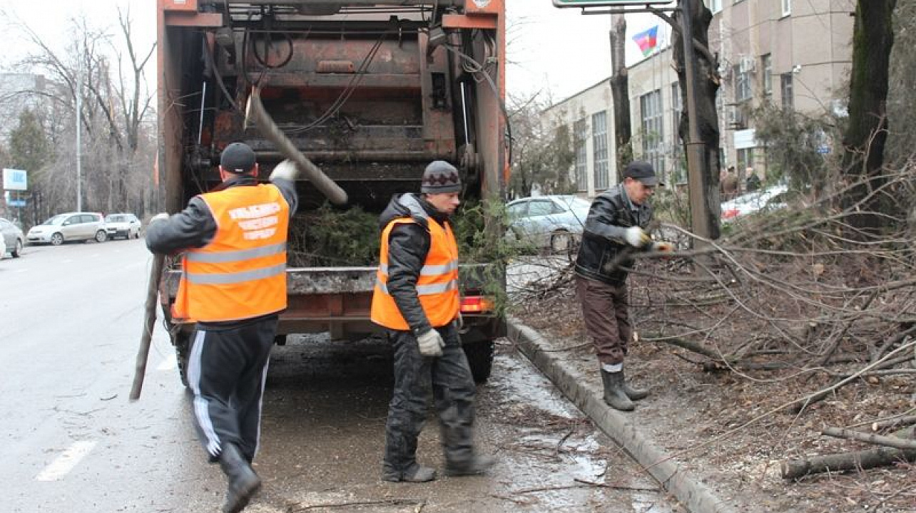 Уборка после стихийного бедствия в Советской Гавани от 2961 руб